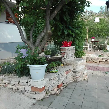 Ds דירה וודיצה